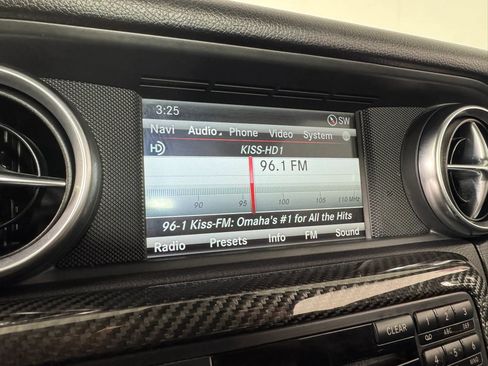 Used 2015 Mercedes-Benz SLK 250 image 25