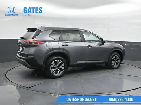 Used 2023 Nissan Rogue SV AWD/4WD image 2
