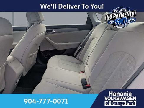 Used 2016 Hyundai Sonata SE FWD image 12