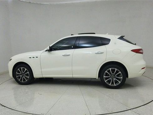 Used 2020 Maserati Levante S image 69