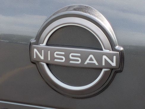 Used 2025 Nissan Rogue SV w/ SV Premium Package FWD image 29