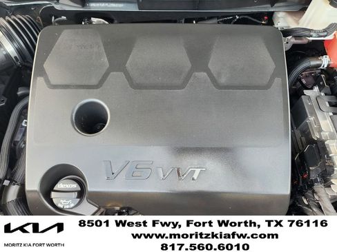 Used 2023 Chevrolet Traverse LS FWD image 30
