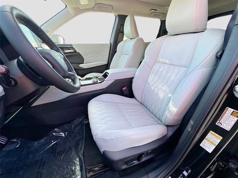 New 2026 Mitsubishi Outlander SEL image 20