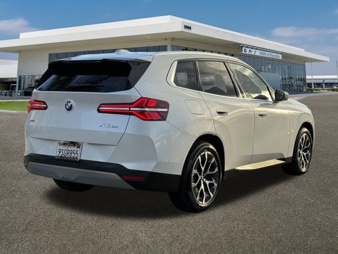 Used 2025 BMW X3 xDrive30i w/ Convenience Package image 10
