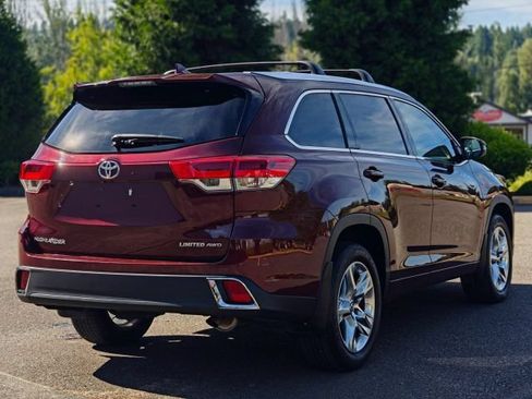 Used 2017 Toyota Highlander Limited AWD/4WD image 7
