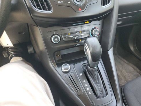 Used 2017 Ford Focus S FWD image 25