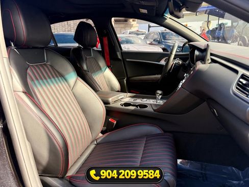 Used 2023 Genesis G70 2.0T w/ Sport Prestige Package RWD image 37