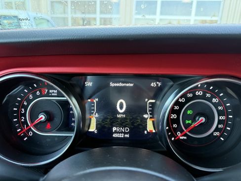 Used 2021 Jeep Wrangler Unlimited Rubicon image 8