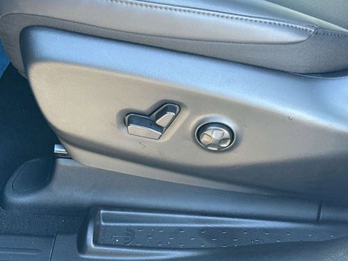 New 2026 Chrysler Pacifica Select image 21