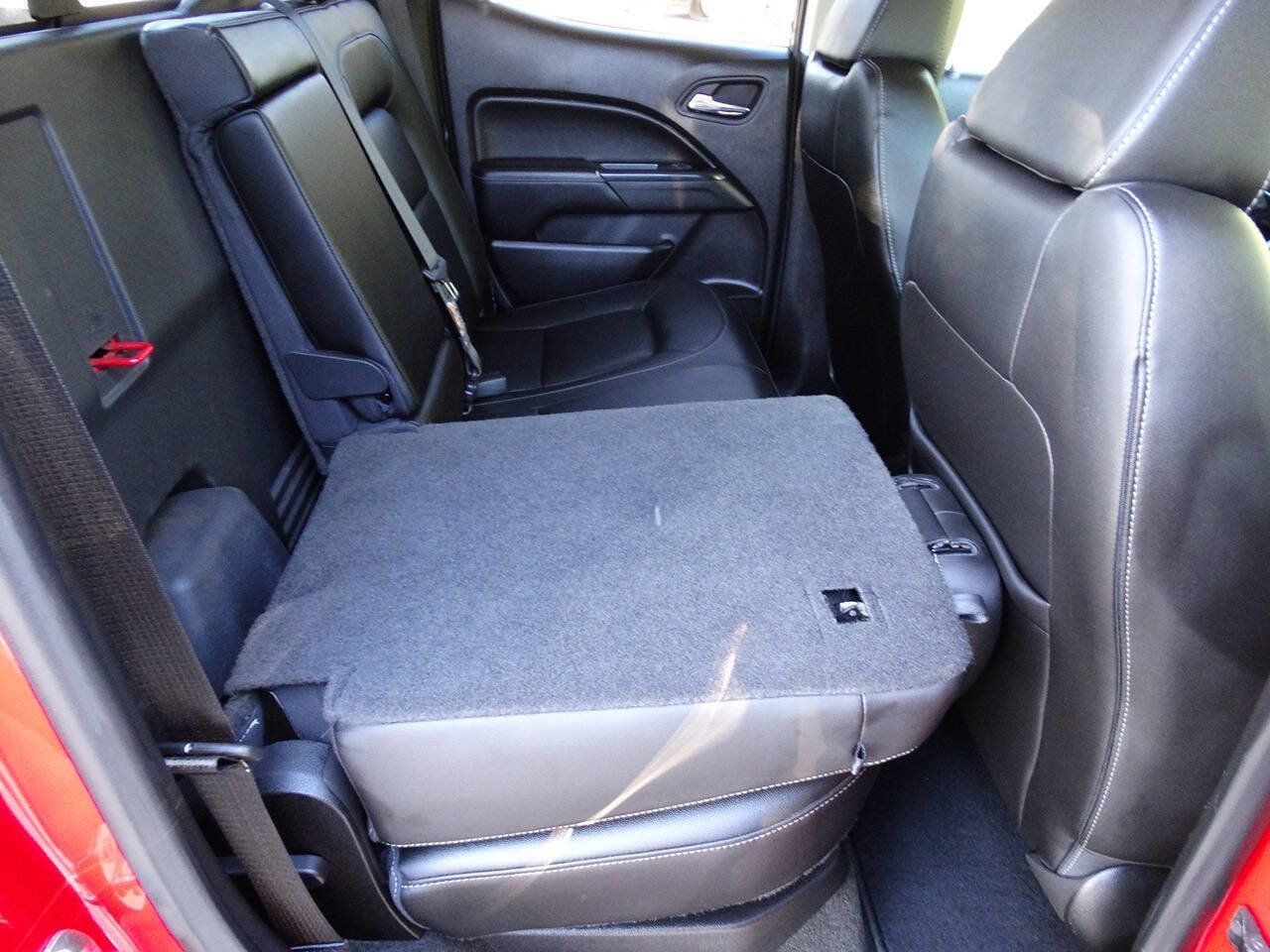 Used 2016 GMC Canyon 4x4 Crew Cab SLT w/ Driver Alert Package image 39