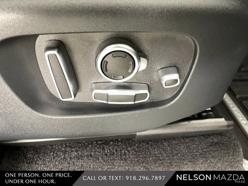 Used 2018 Land Rover Range Rover Sport HSE Dynamic image 44