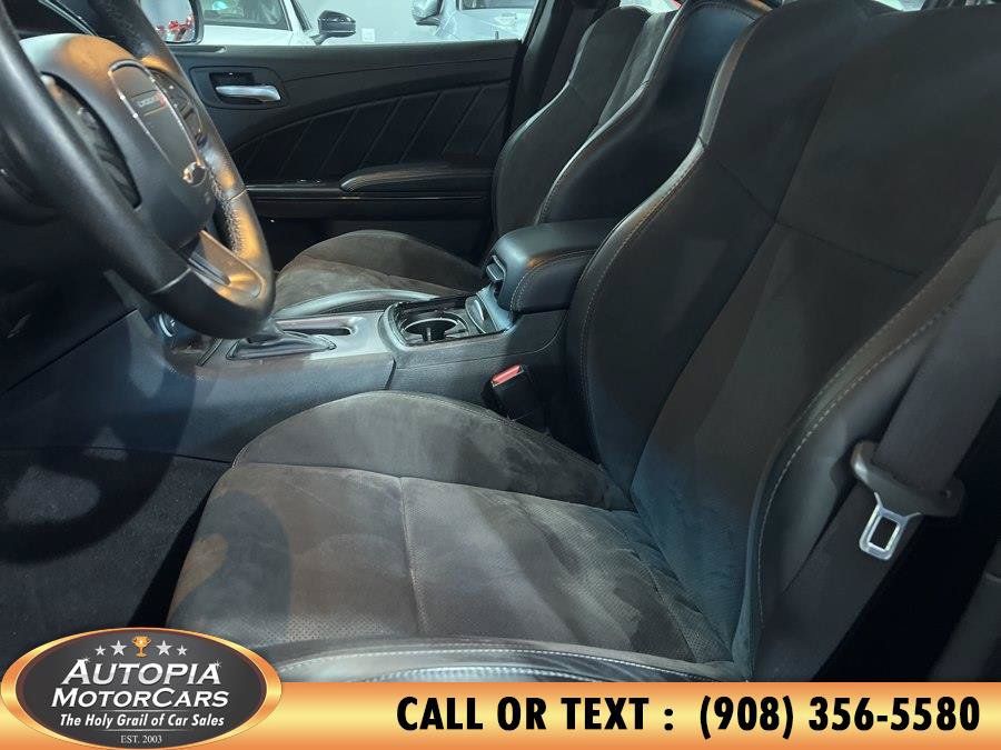 Used 2023 Dodge Charger R/T w/ Plus Group RWD image 9