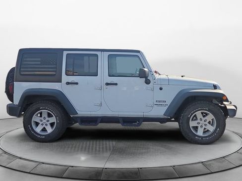 Used 2016 Jeep Wrangler Unlimited Sport w/ Quick Order Package 23S AWD/4WD image 6