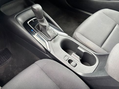 Used 2023 Toyota Corolla LE FWD image 40