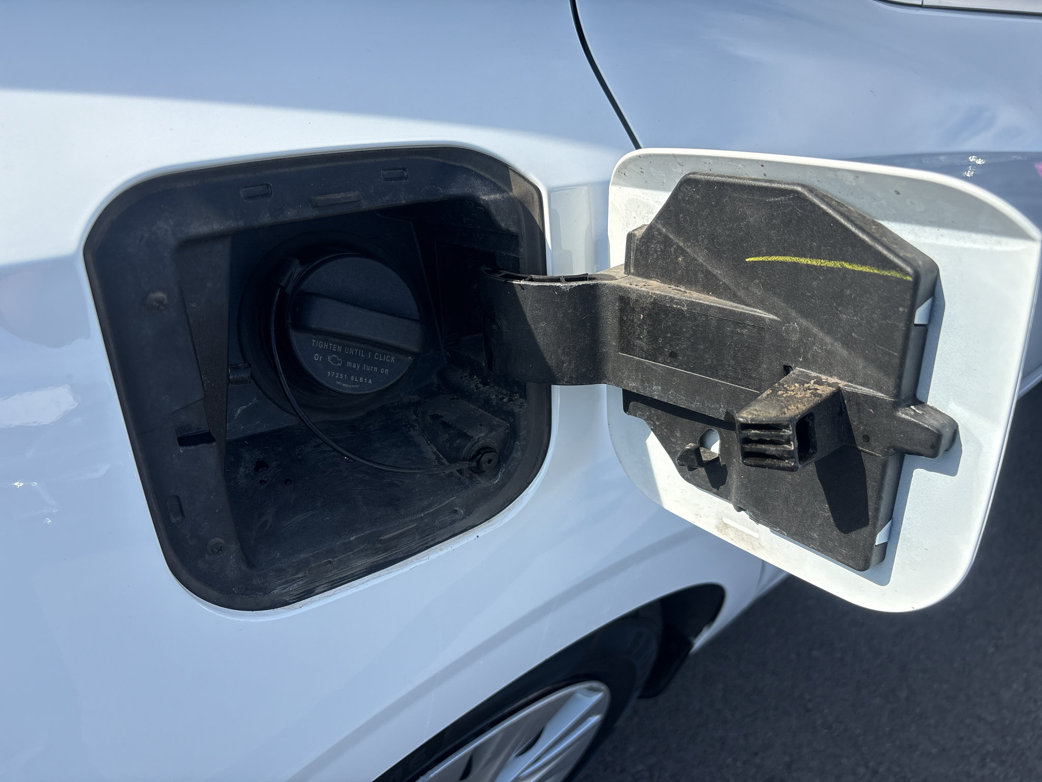 Used 2024 Nissan Sentra S FWD image 17
