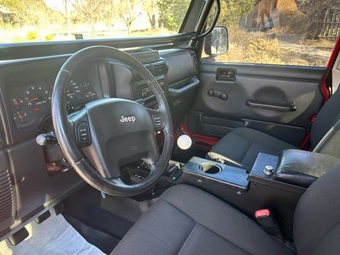 Used 2006 Jeep Wrangler Rubicon image 16