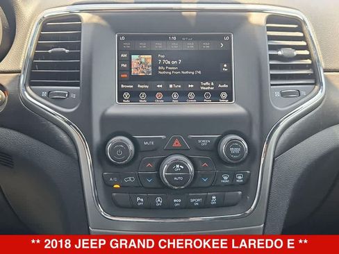 Used 2018 Jeep Grand Cherokee Laredo AWD/4WD image 28