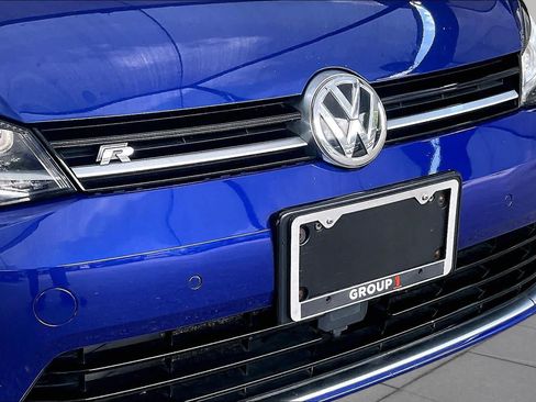 Used 2017 Volkswagen Golf R 4-Door AWD/4WD image 30
