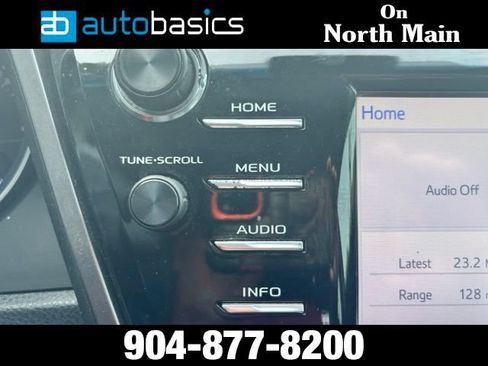 Used 2018 Toyota Camry SE w/ Moonroof Package FWD image 36