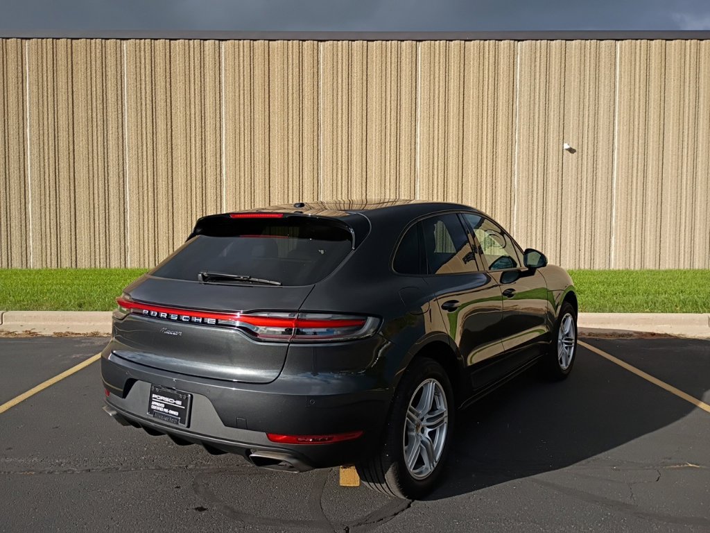Certified 2021 Porsche Macan AWD/4WD image 10