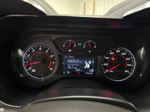 Used 2023 Chevrolet Camaro LT RWD image 12