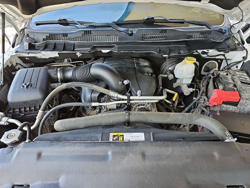 Used 2019 RAM 1500 Warlock AWD/4WD image 34