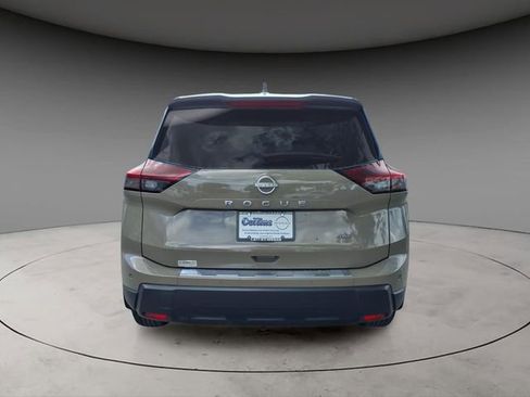 Used 2025 Nissan Rogue SV AWD/4WD image 7