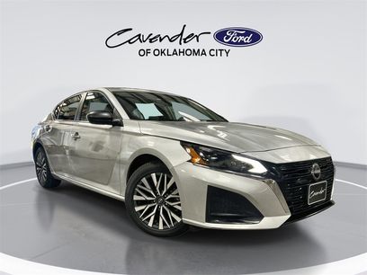 Used 2024 Nissan Altima 2.5 SV