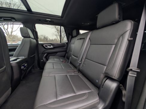 Used 2022 Chevrolet Tahoe LT w/ LT Signature Plus Package image 36