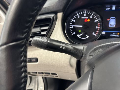 Certified 2022 Nissan Rogue Sport SL AWD/4WD image 21