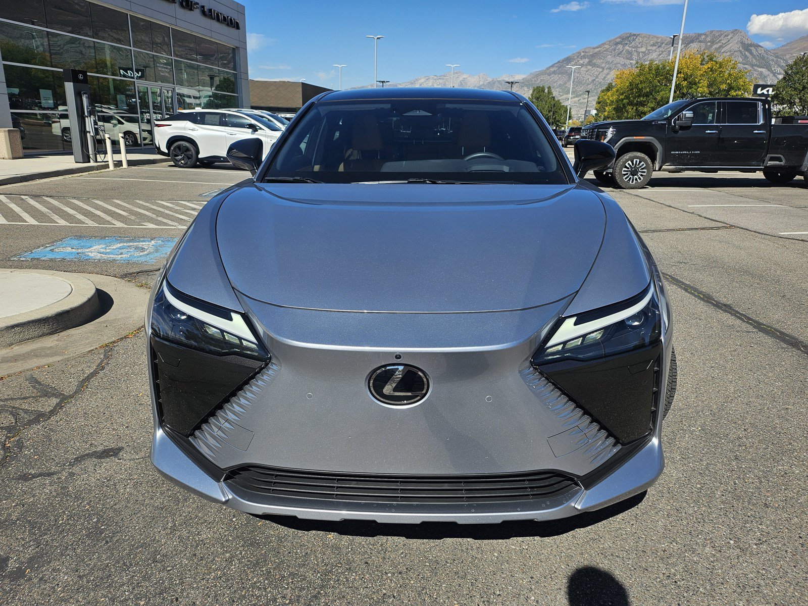 Used 2023 Lexus RZ 450e Premium w/ Technology Package AWD/4WD image 2