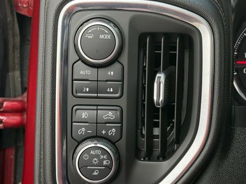 Used 2022 Chevrolet Silverado 1500 LT Trail Boss w/ LT Trail Boss Premium Package image 25