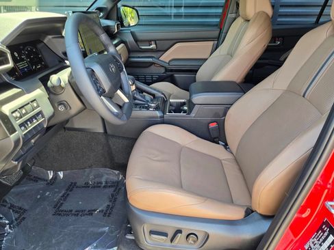 Used 2026 Toyota 4Runner Limited AWD/4WD image 26