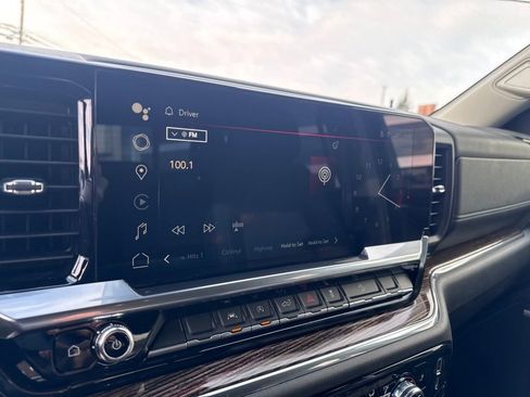 Used 2023 GMC Sierra 1500 Elevation w/ Preferred Package image 20