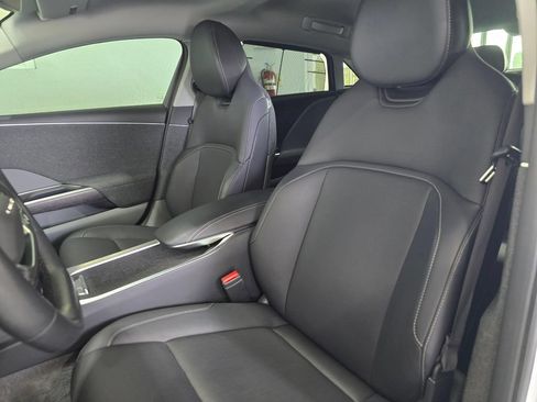 Used 2025 Lucid Air Touring AWD/4WD image 22