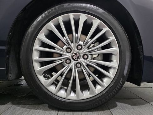 Used 2022 Toyota Avalon Limited w/ Advanced Safety Package FWD image 26