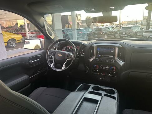 Used 2020 Chevrolet Silverado 1500 LT w/ All-Star Edition image 21