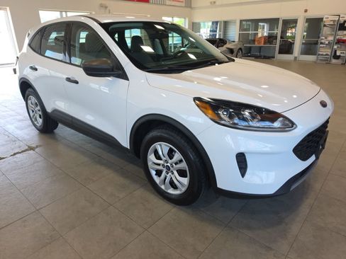 Certified 2022 Ford Escape S AWD/4WD image 5