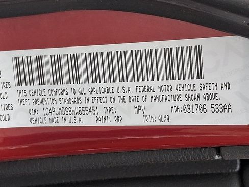 Used 2017 Jeep Cherokee Limited image 29