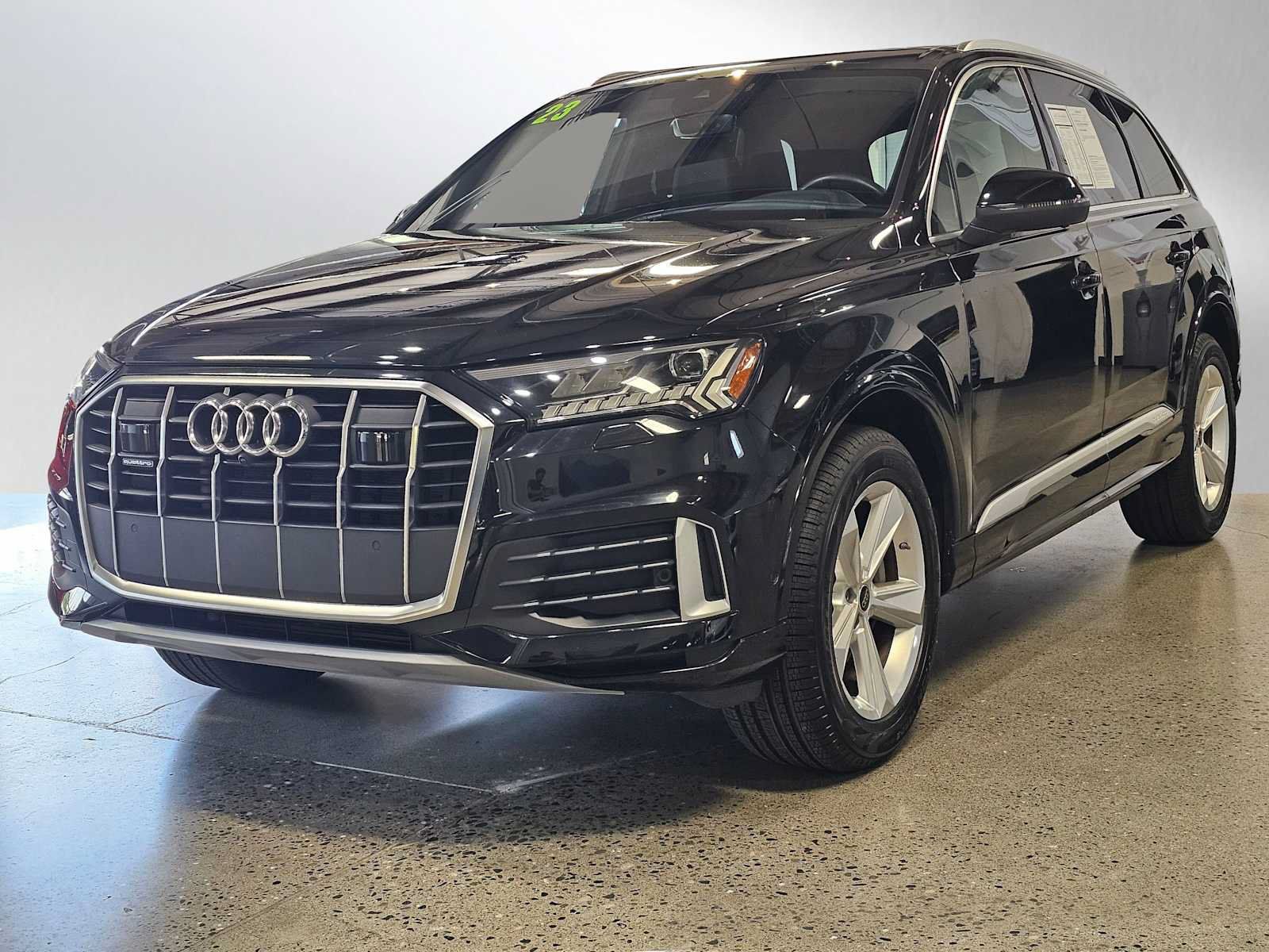 Used 2023 Audi Q7 2.0T Premium Plus w/ Premium Plus Package AWD/4WD image 7