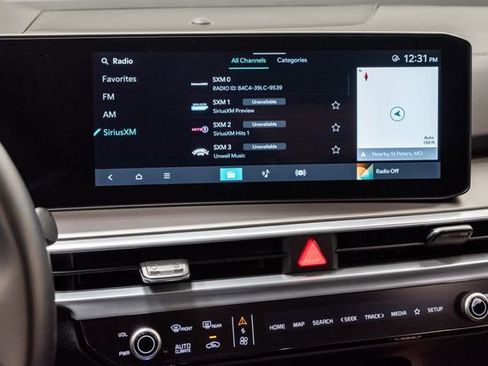 Used 2025 Kia Sorento SX FWD image 17