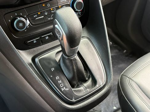 Used 2019 Ford Transit Connect XL FWD image 22