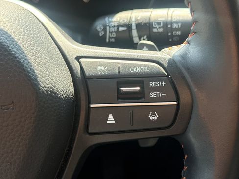 Used 2025 Honda CR-V Sport-L image 29