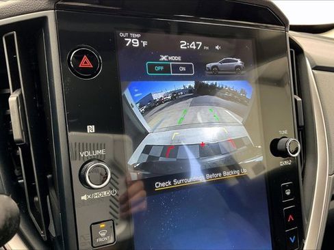 Used 2024 Subaru Crosstrek 2.0i Premium image 24