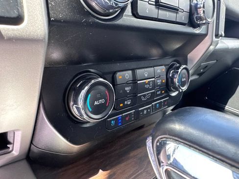 Used 2020 Ford F150 Lariat AWD/4WD image 23