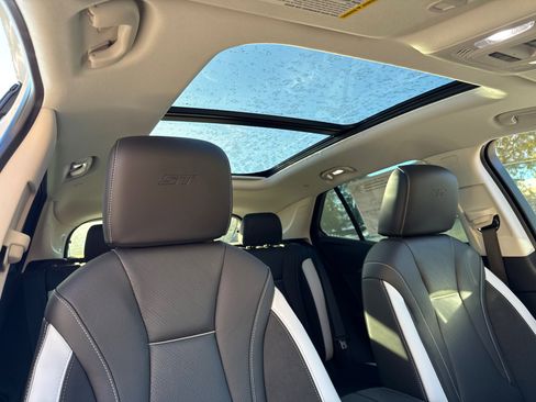 New 2026 Buick Envision Sport Touring image 17