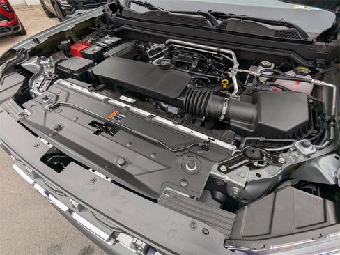 New 2026 GMC Canyon AT4 image 7