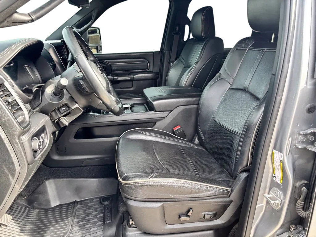 Used 2024 RAM 3500 Limited w/ Night Edition AWD/4WD image 26