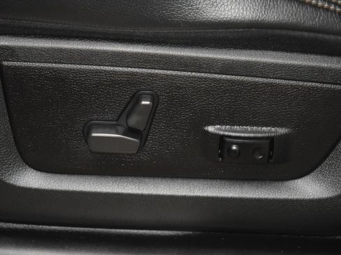 Used 2022 RAM 3500 Laramie AWD/4WD image 41