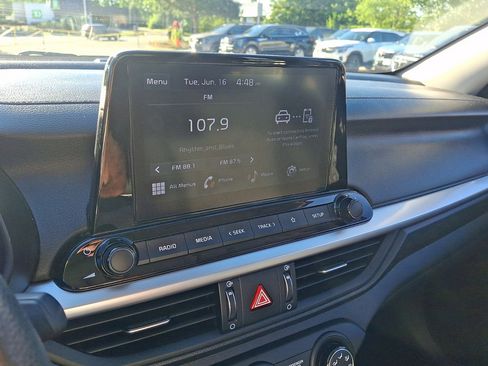 Used 2024 Kia Forte LXS FWD image 29